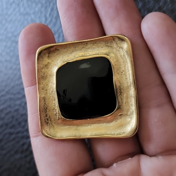 VTG clip on earrings - Picture 4 of 6